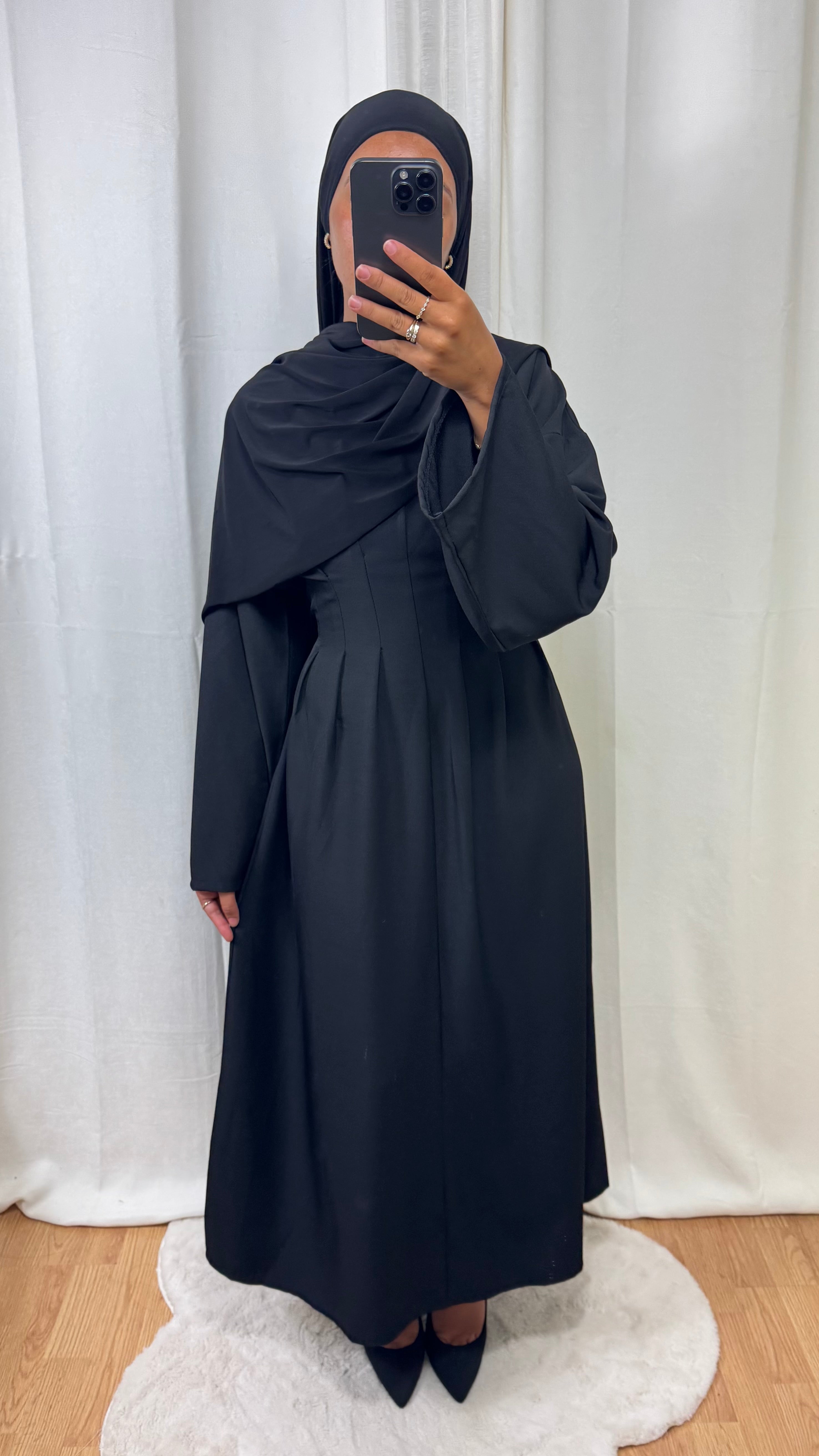 ROBE CINTRÉE - NOIR