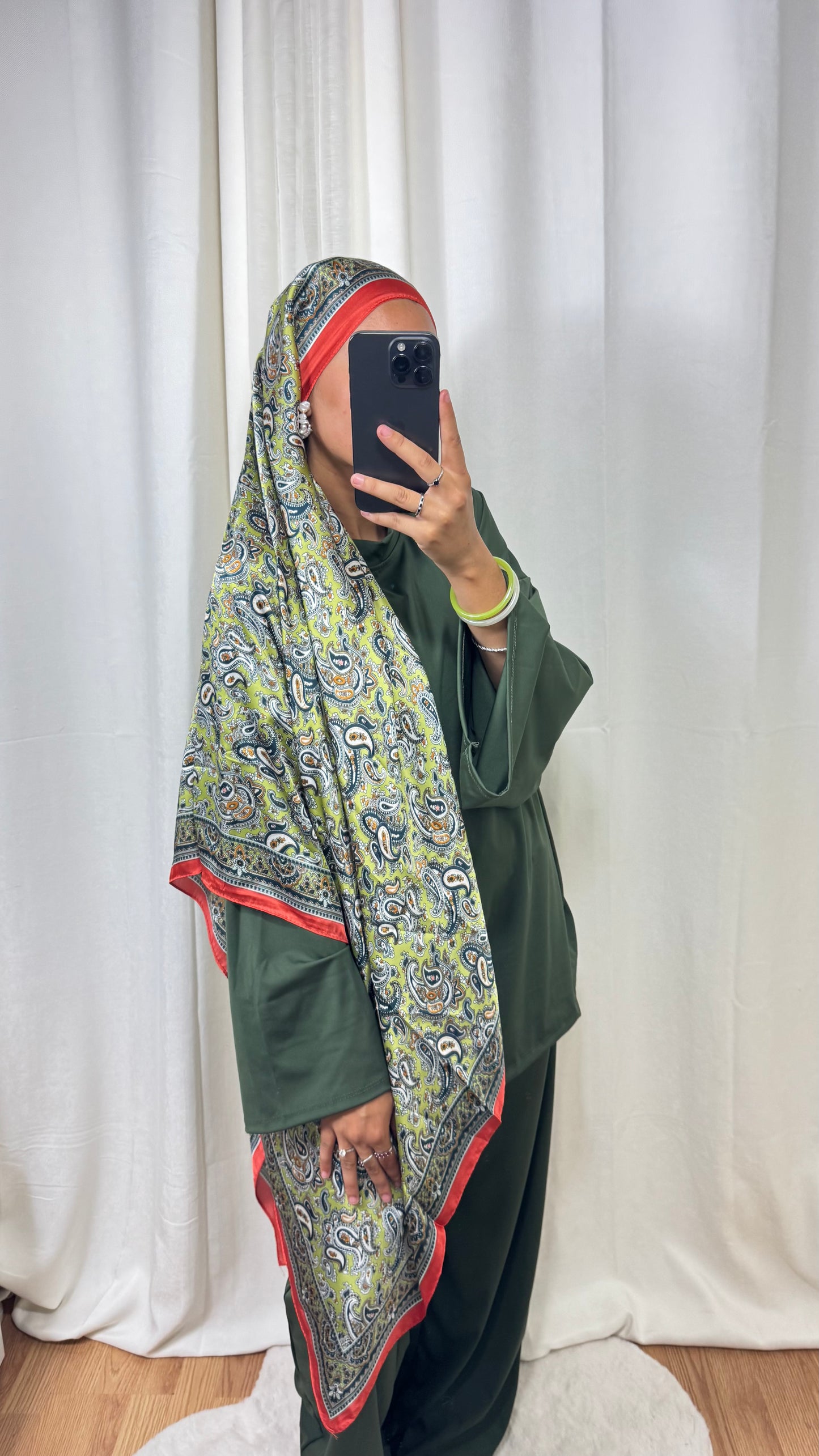 HIJAB RECTANGLE SATINÉ - VERT