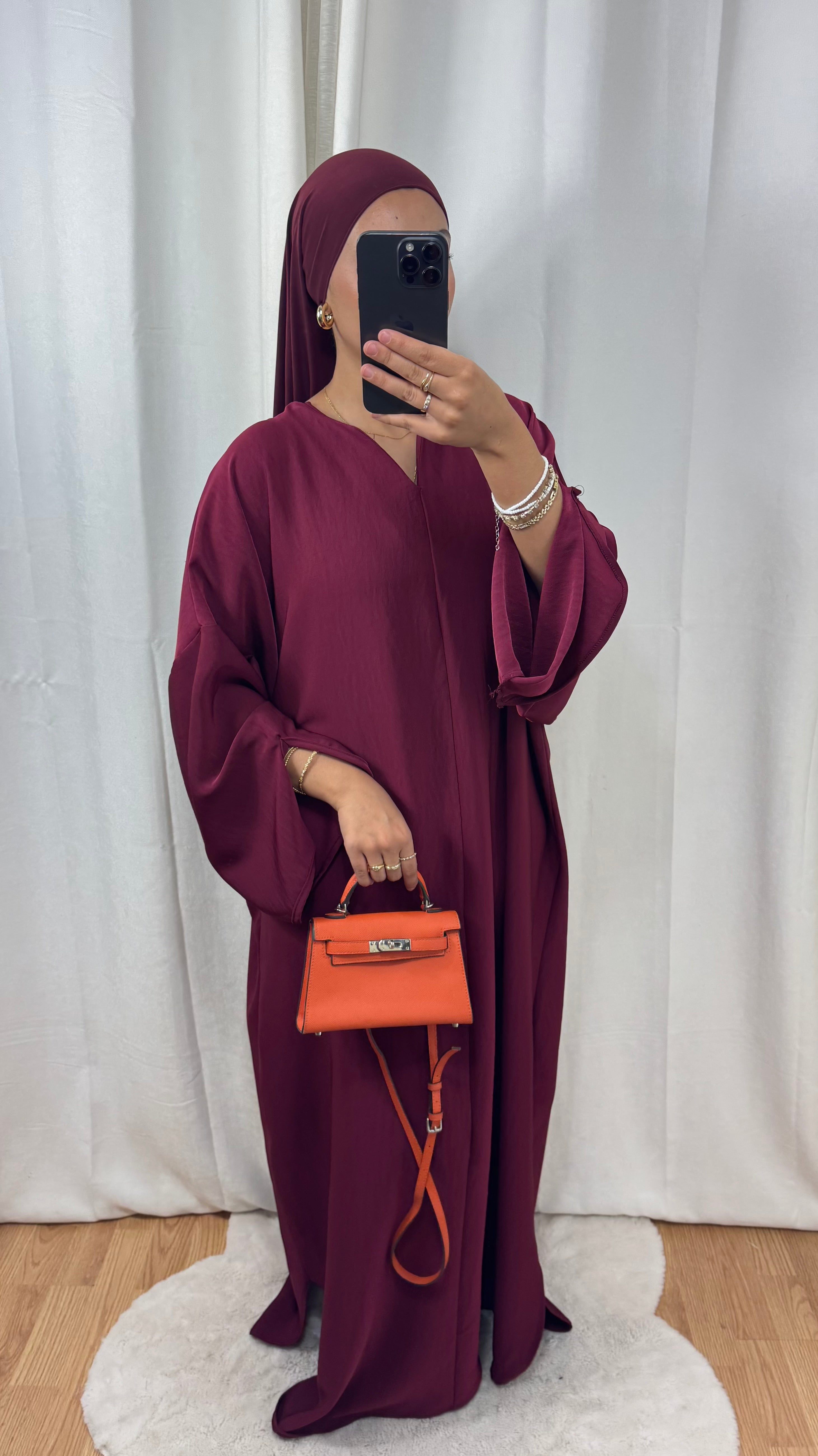 ABAYA DISTINGUÉE - BORDEAUX