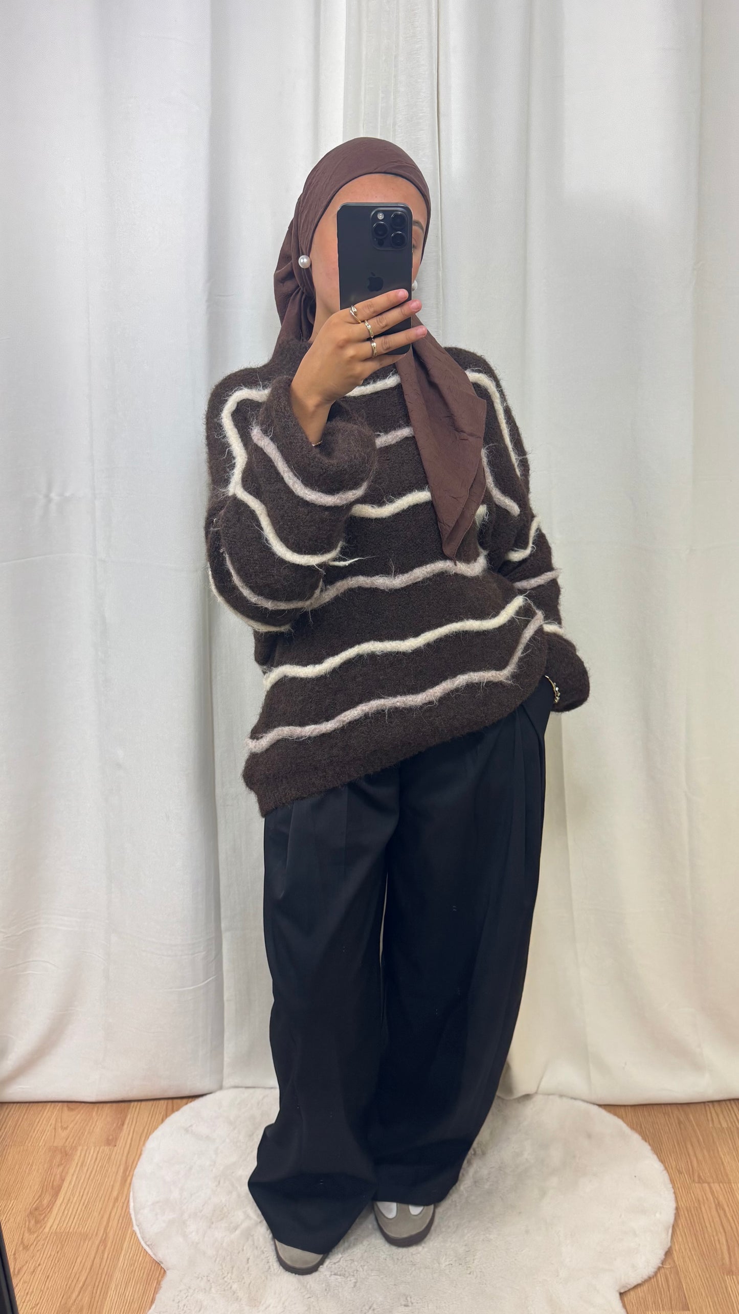PULL MARRON