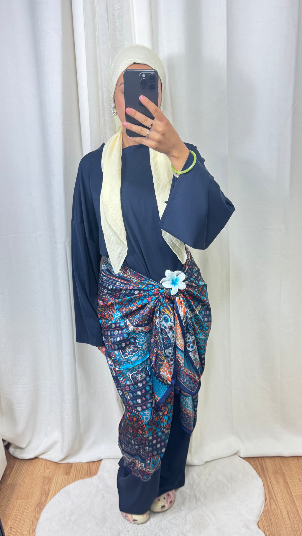 HIJAB RECTANGLE SATINÉ - BLEU MARINE