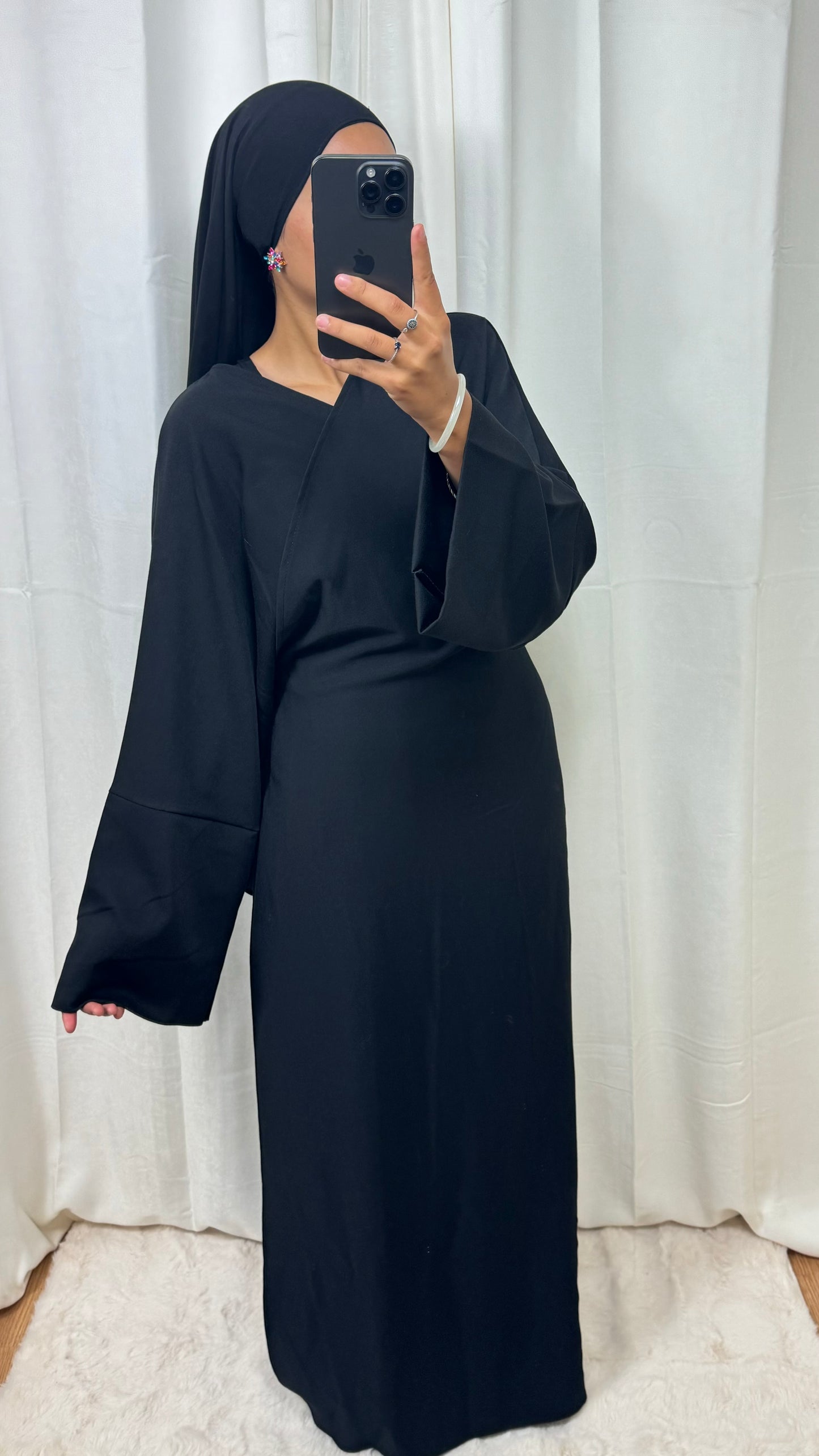 ROBE CACHE COEUR NOIR