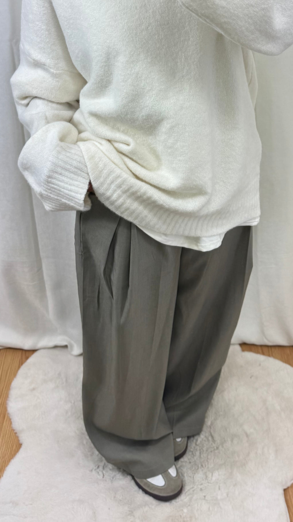 PANTALON À PINCE - BEIGE