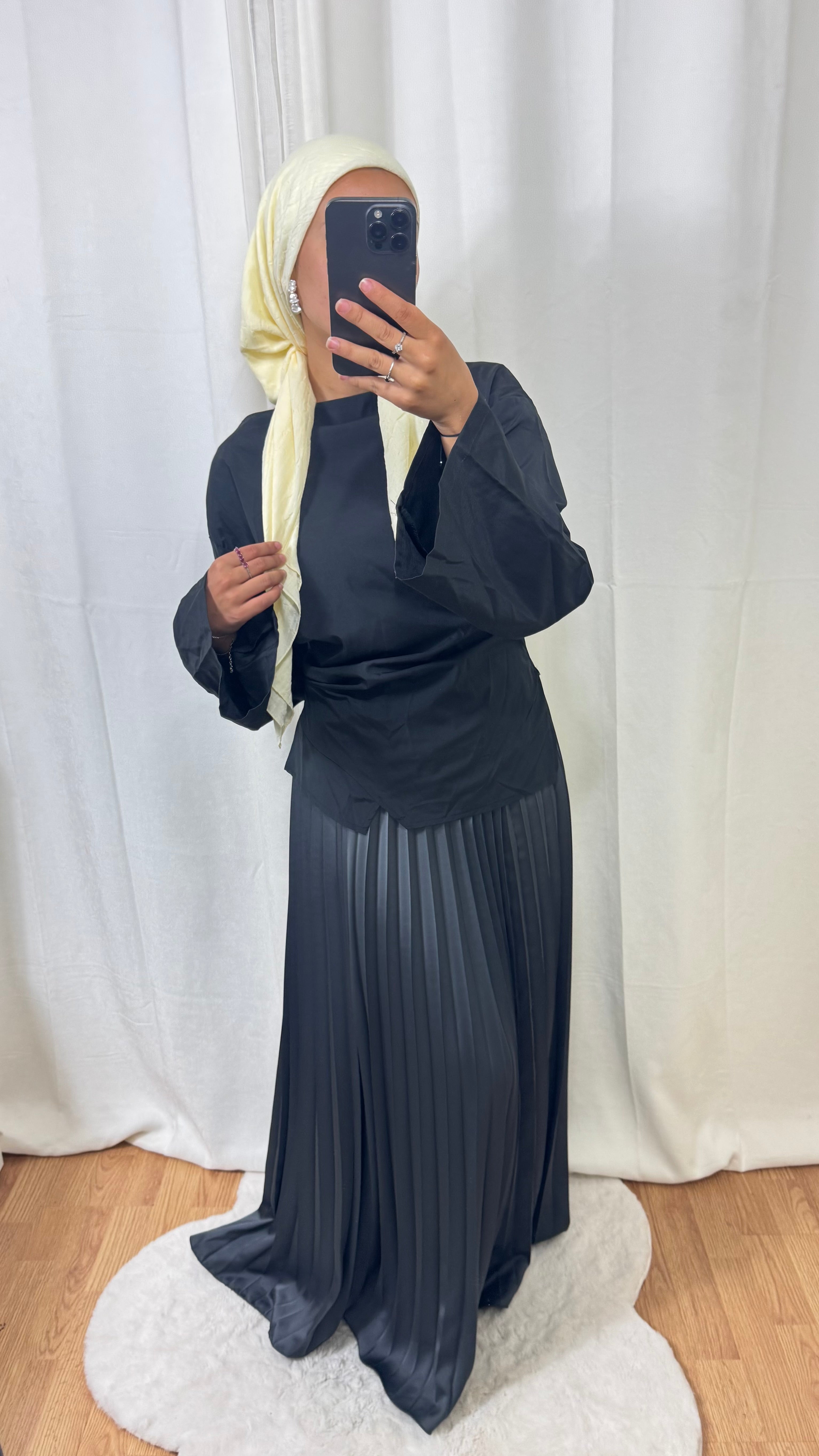 JUPE PLISSÉE SATINÉE LAYAA - GRIS ANTHRACITE