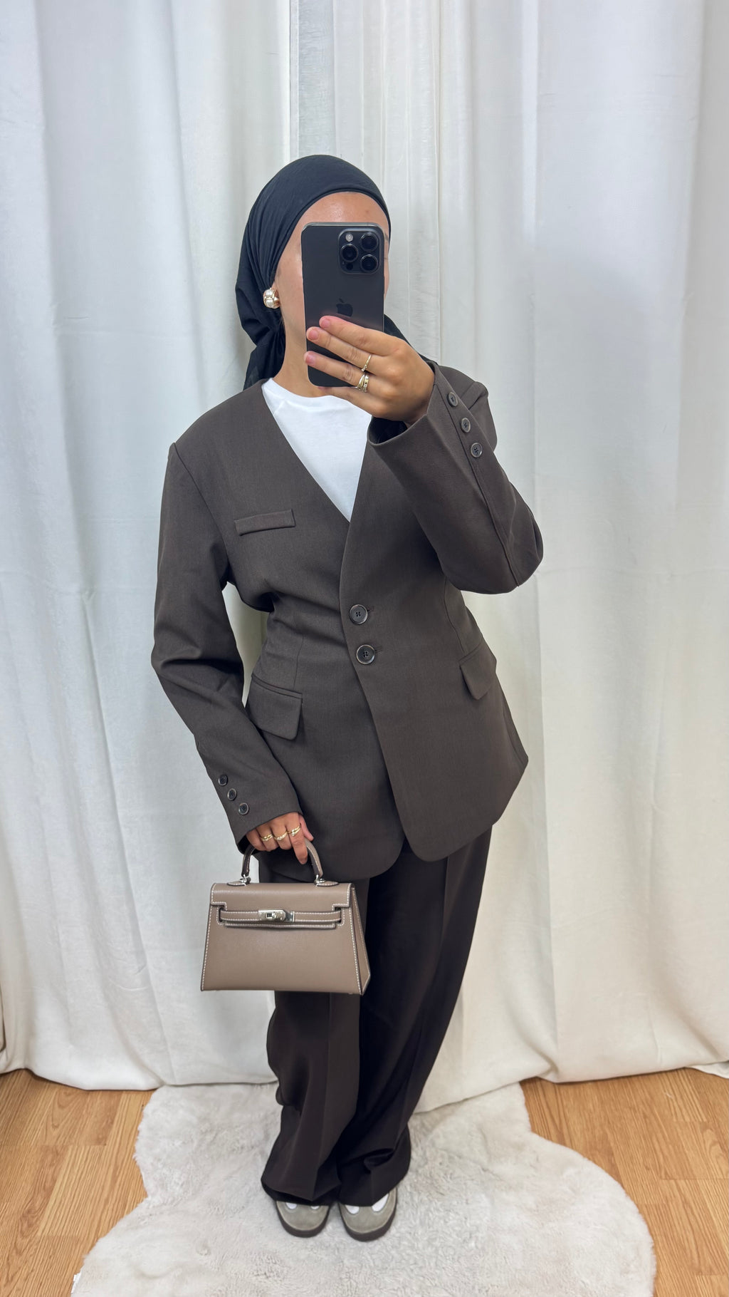 BLAZER CINTRÉ AVEC CEINTURE AU DOS - MARRON