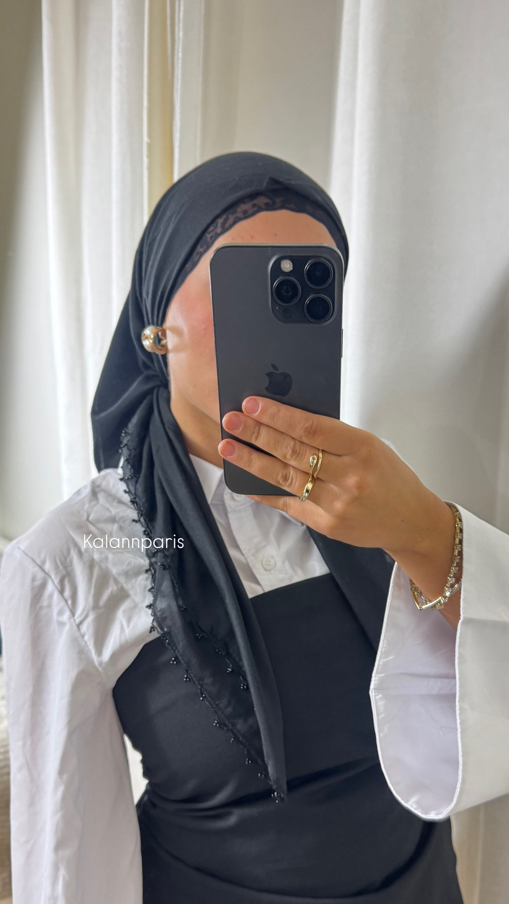 CARRÉ COTON ORNÉ DE PERLES - TAUPE