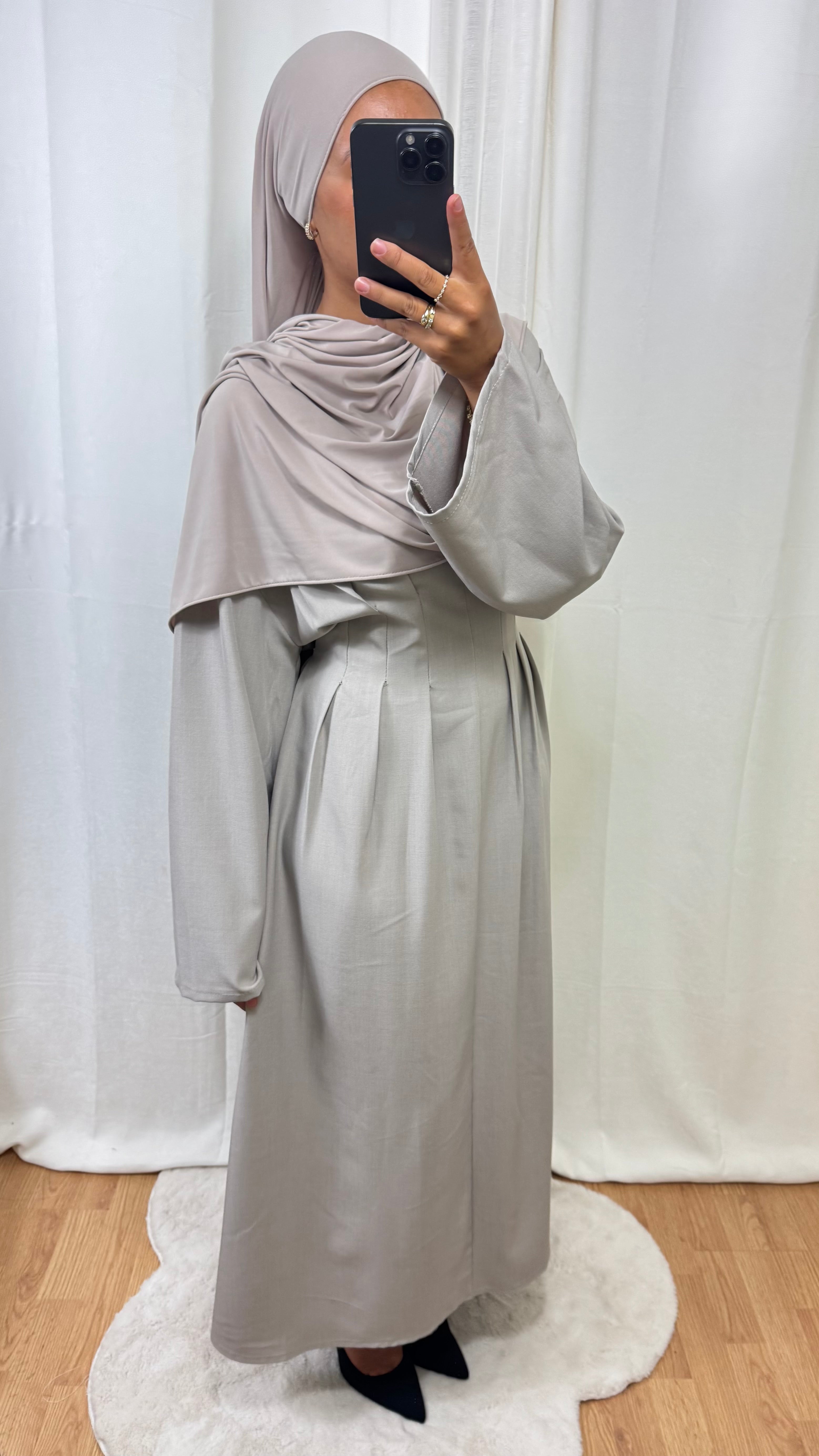 ROBE CINTRÉE - BEIGE