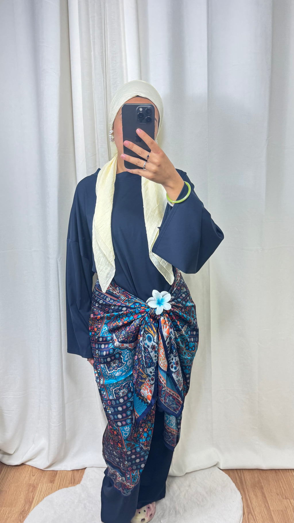 HIJAB RECTANGLE SATINÉ - BLEU MARINE