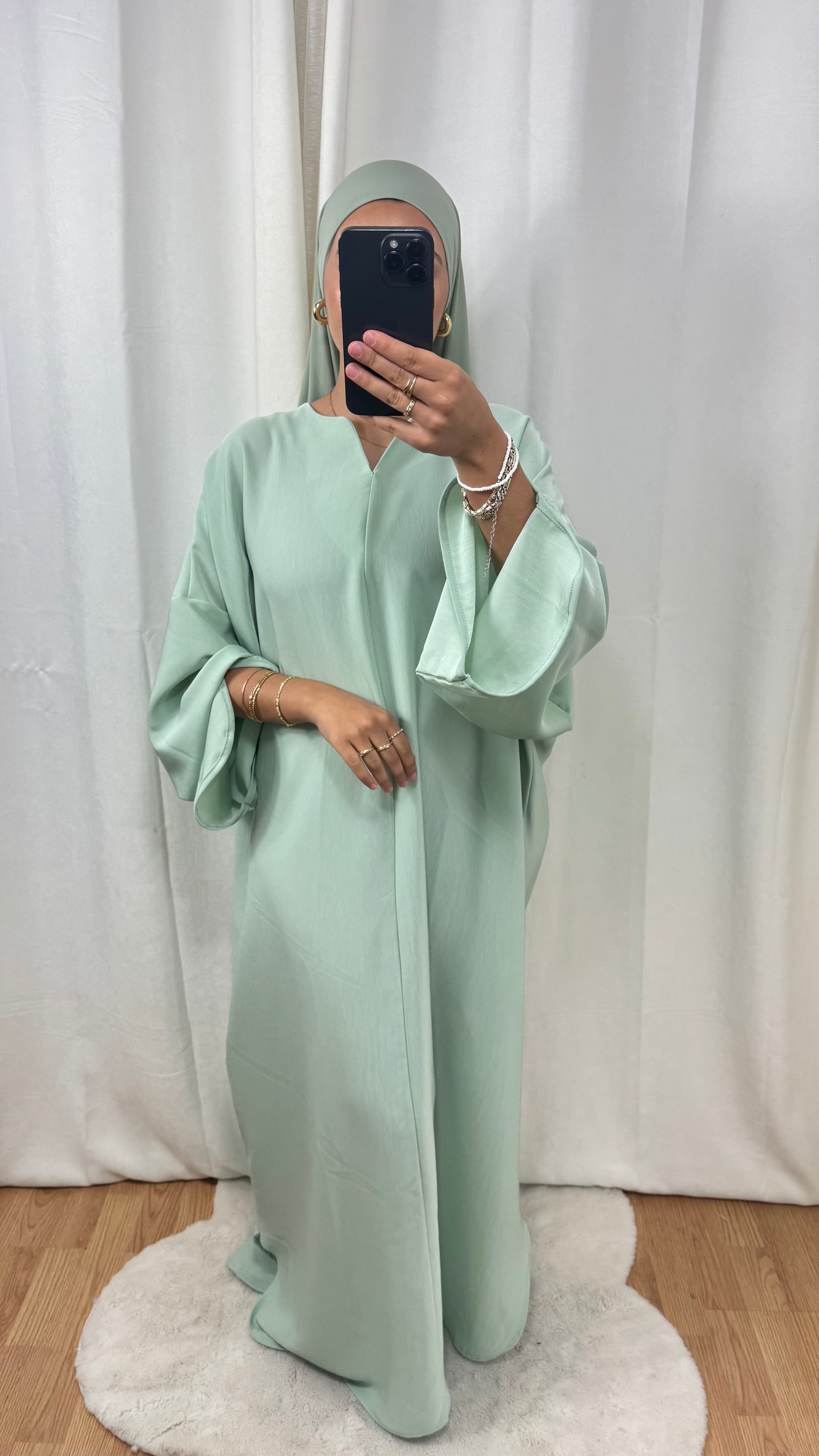 ABAYA DISTINGUÉE - VERT PASTEL