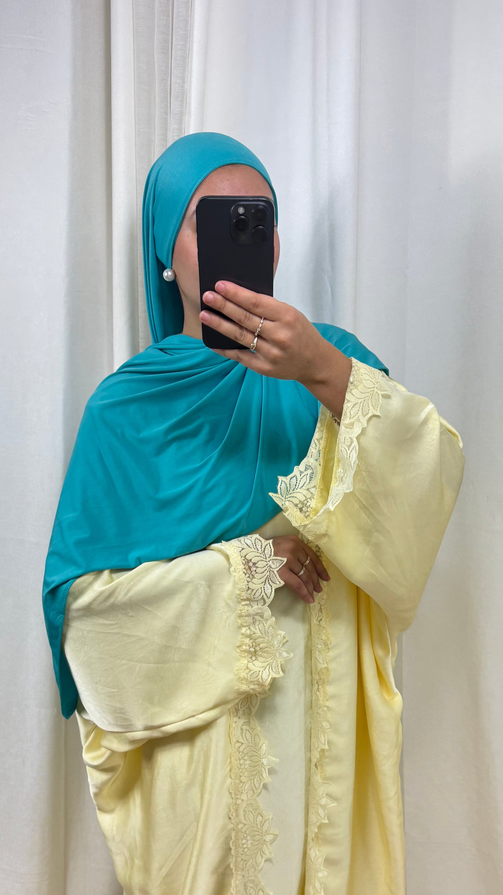 SET DENTELLE LYA - JAUNE PÂLE