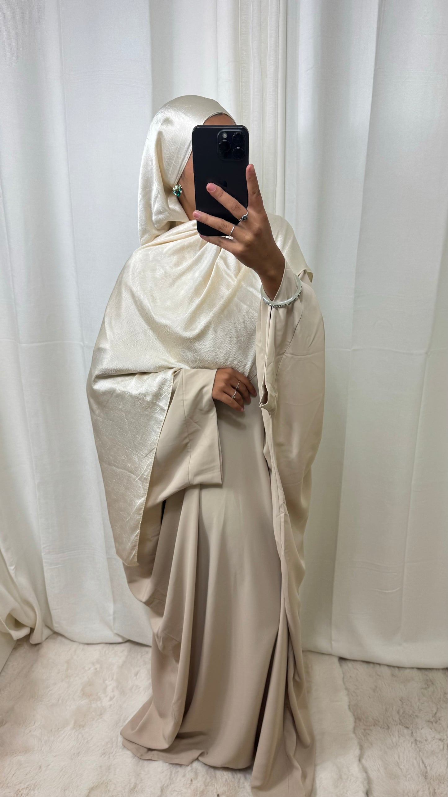 ABAYA SAOUDIENNE ELEGANCE - BEIGE