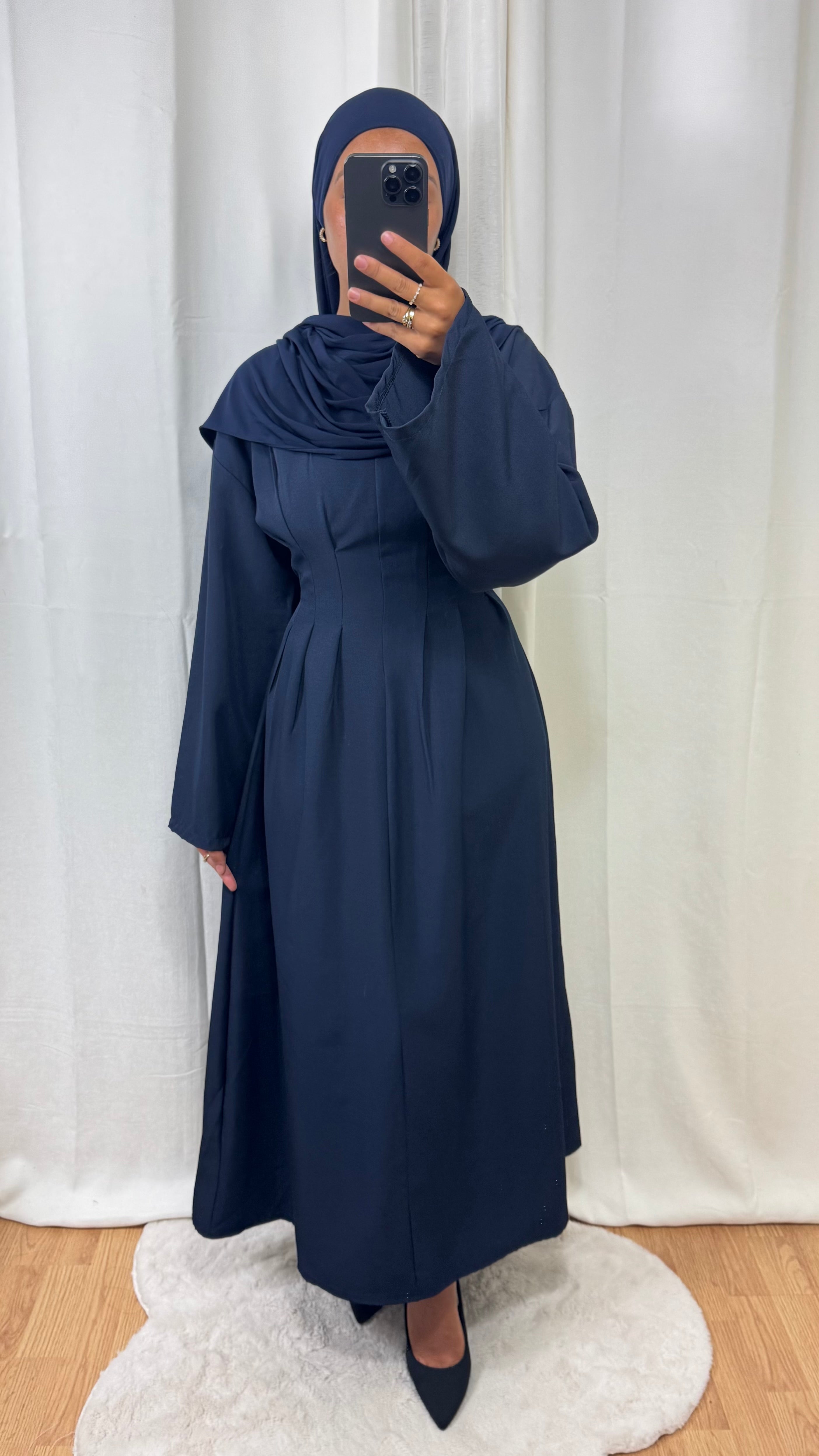 ROBE CINTRÉE - BLEU MARINE