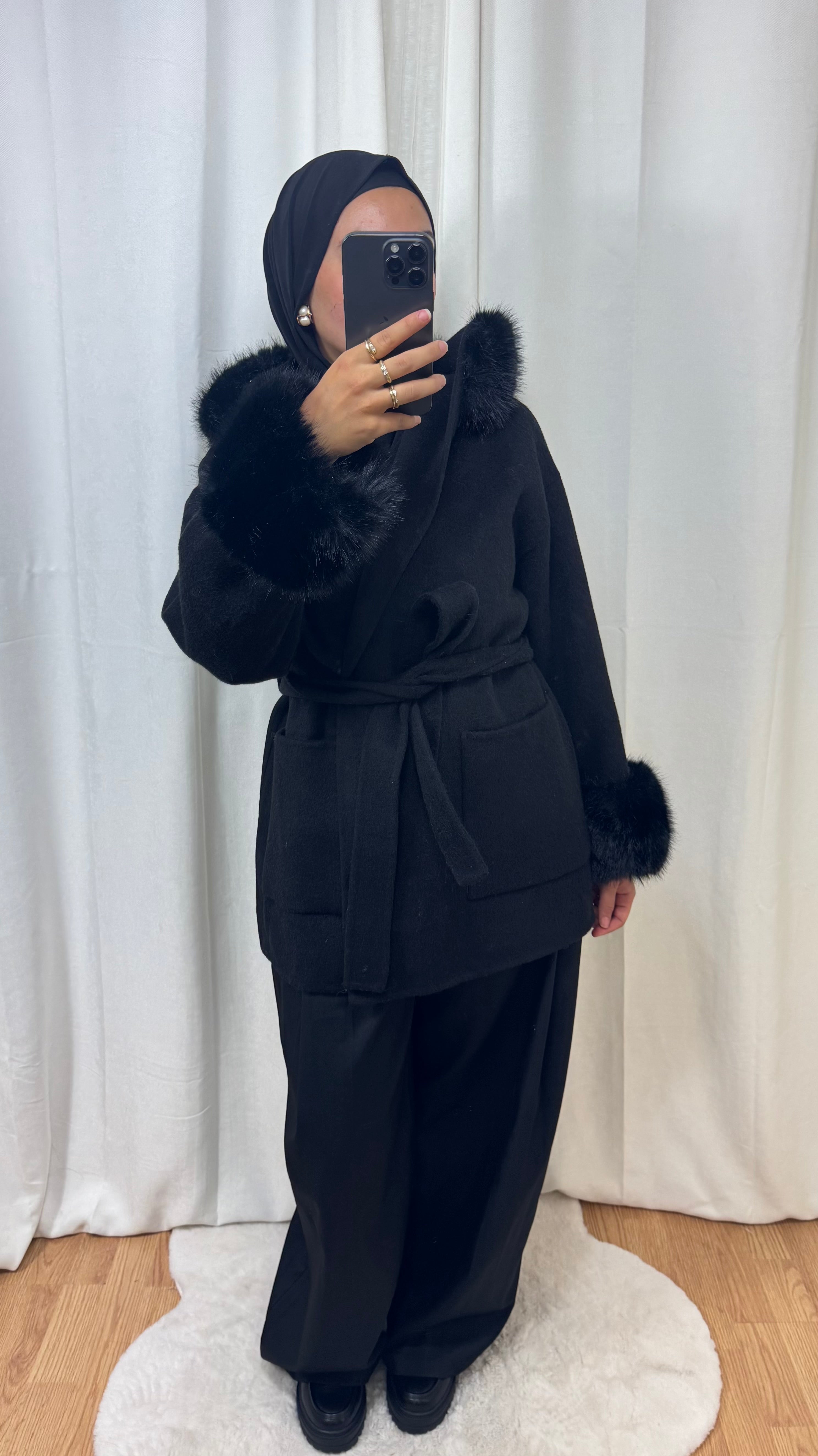 MANTEAU EN LAINE - NOIR