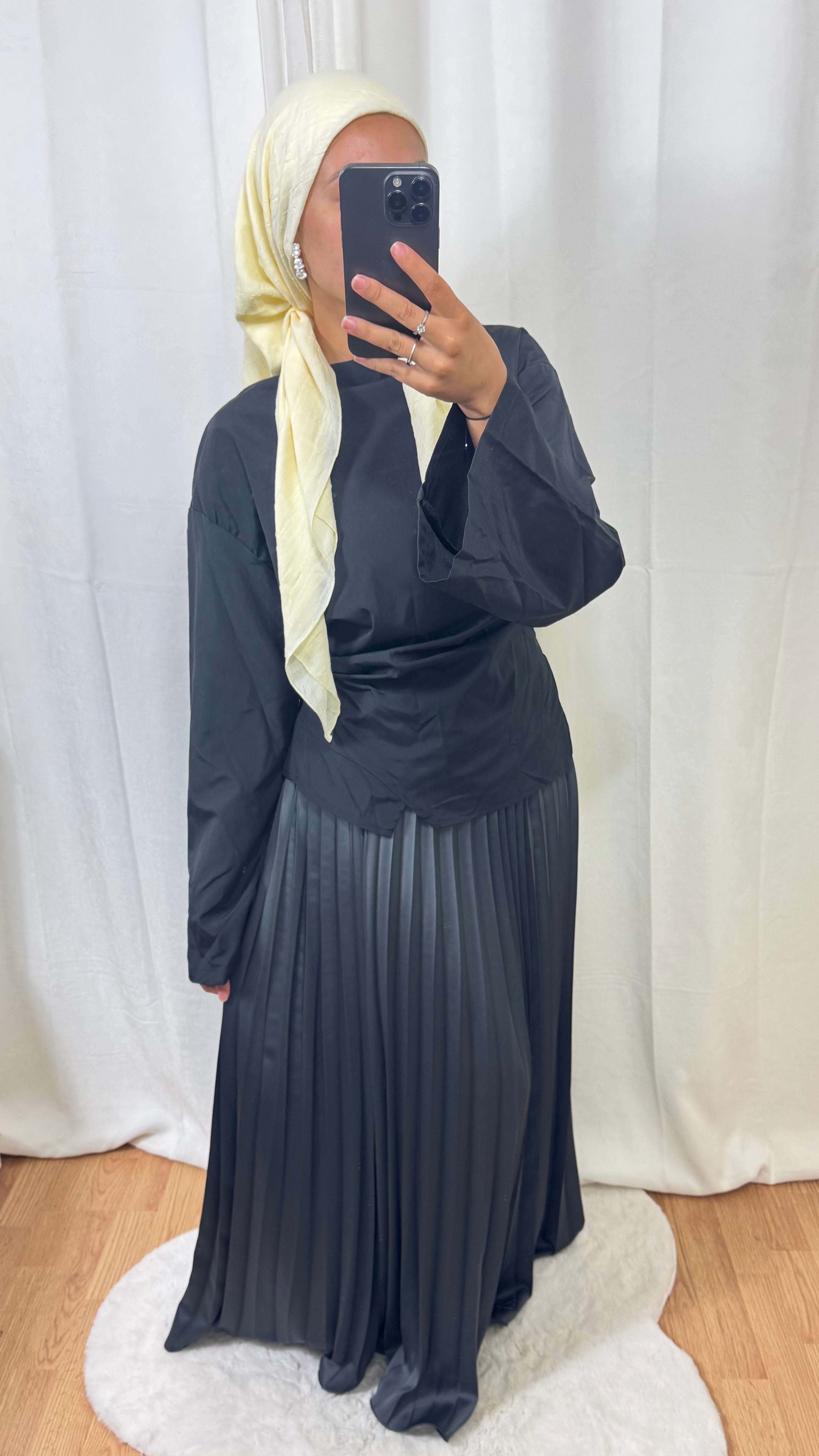 JUPE PLISSÉE SATINÉE LAYAA - GRIS ANTHRACITE