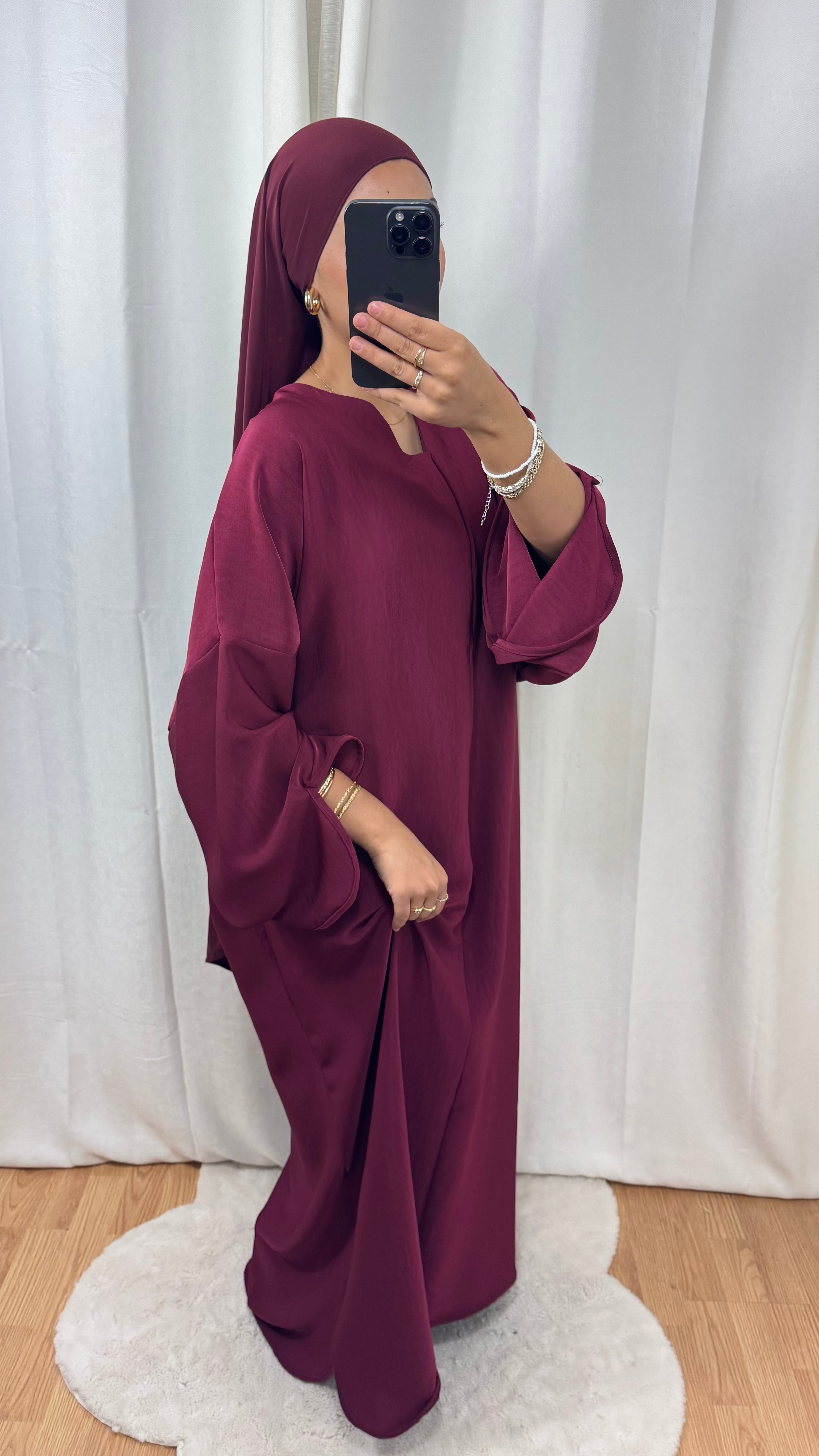 ABAYA DISTINGUÉE - BORDEAUX