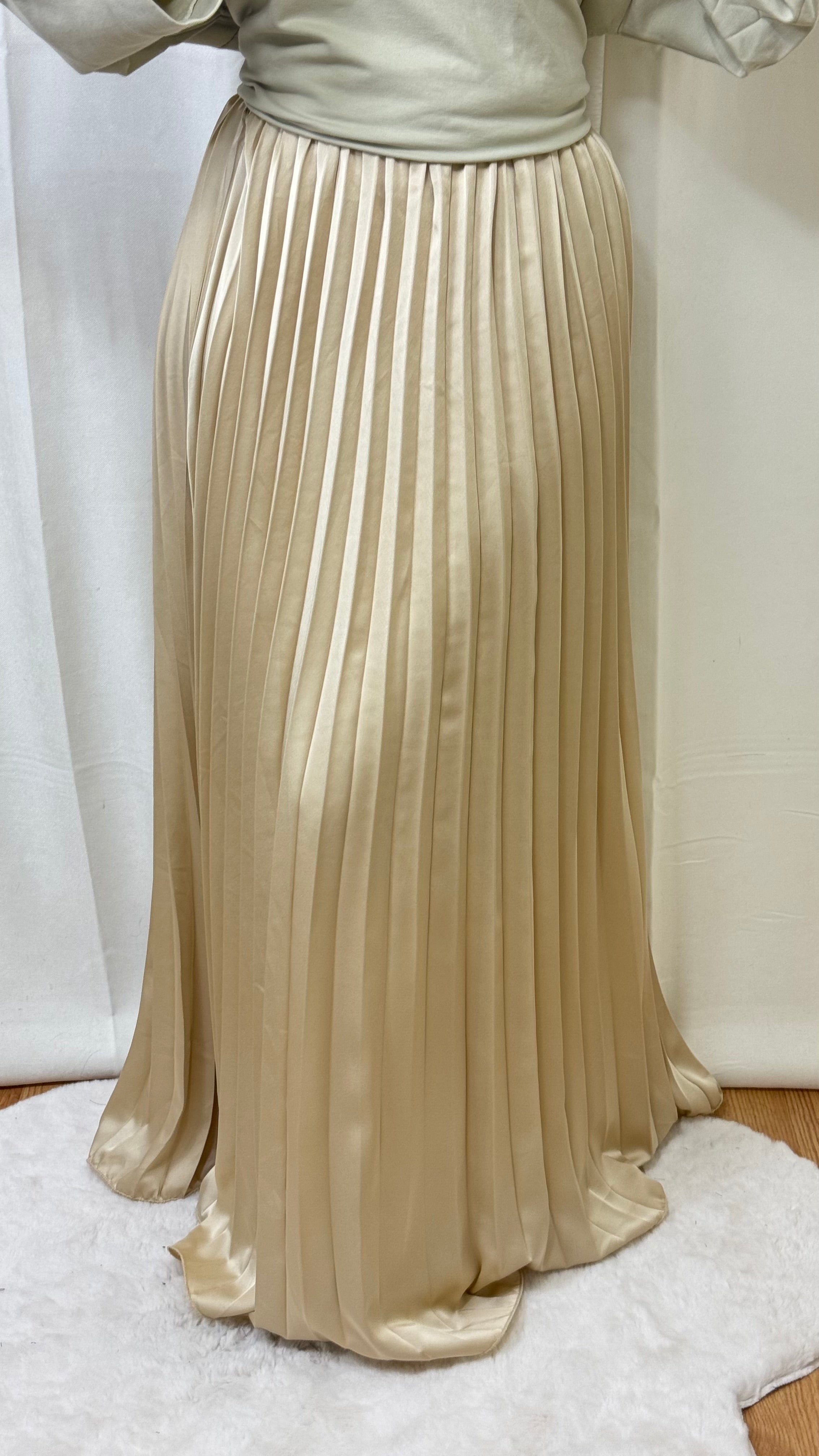 JUPE PLISSÉE SATINÉE LAYAA - BEIGE