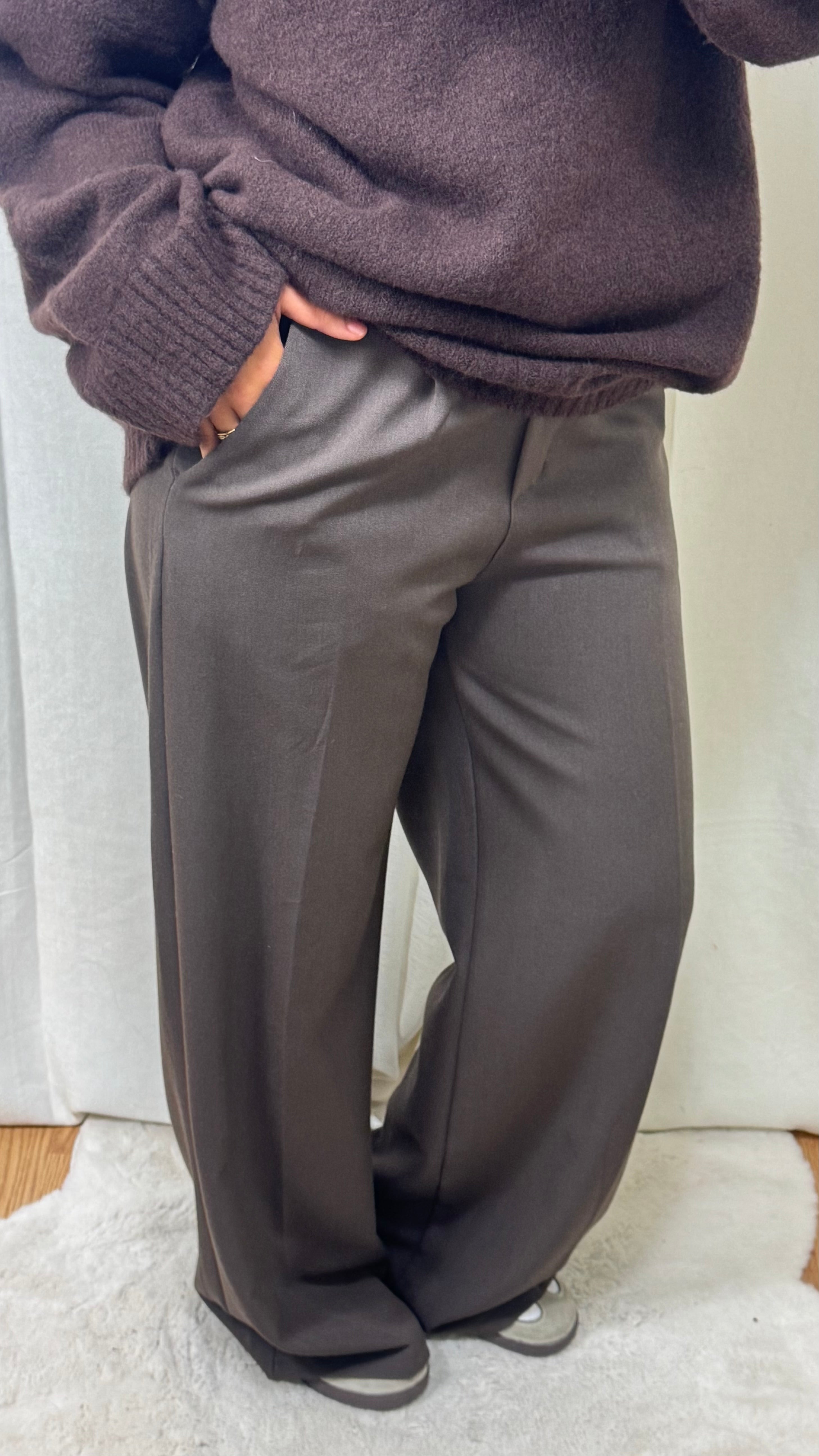 PANTALON À PINCE - MARRON