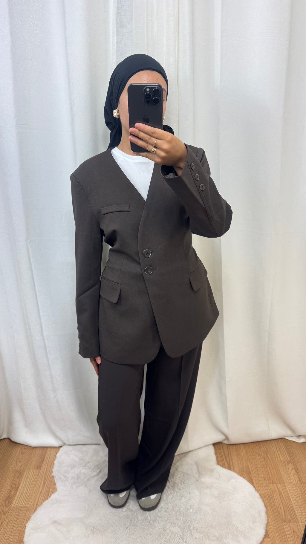 BLAZER CINTRÉ AVEC CEINTURE AU DOS - MARRON