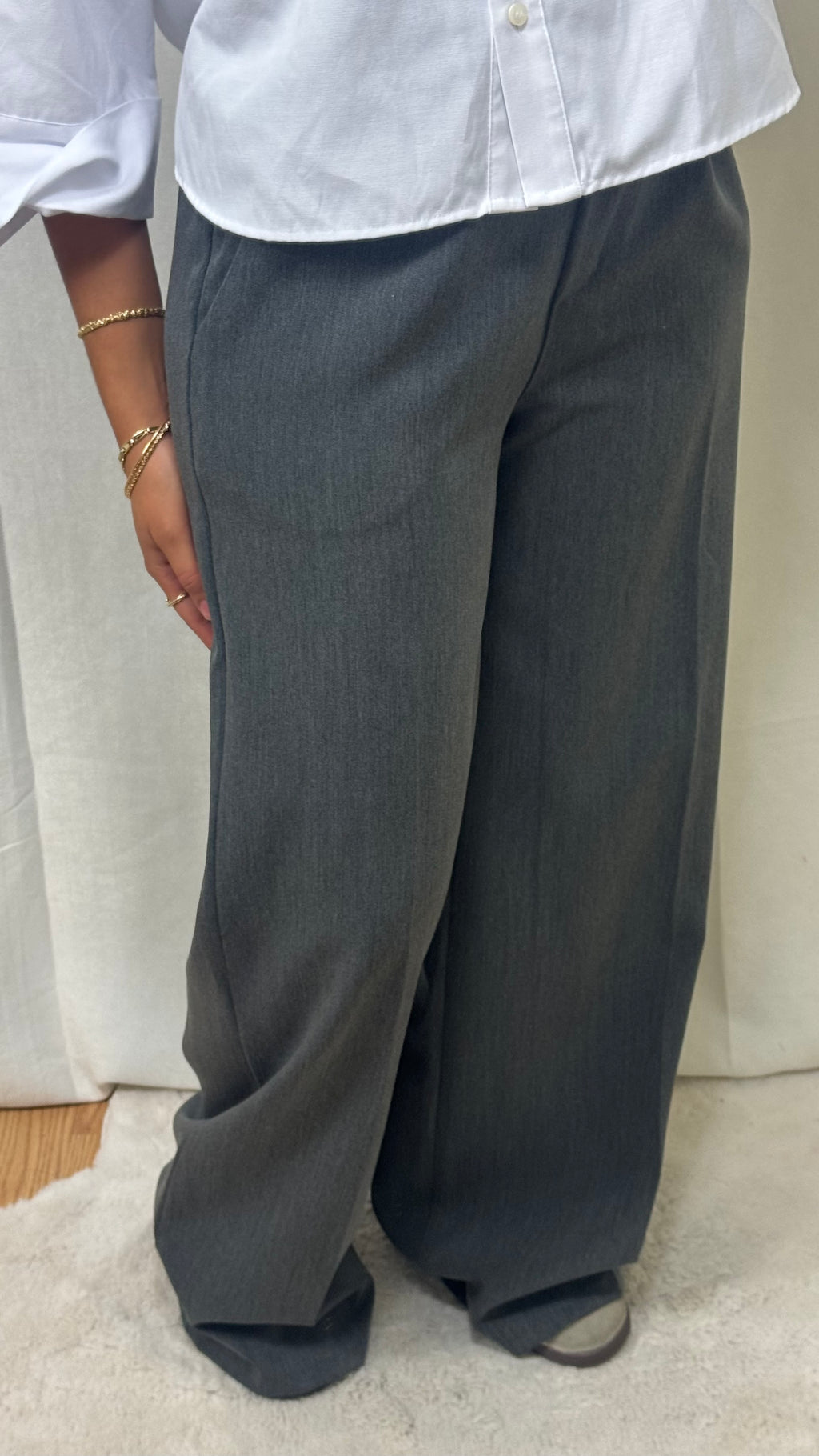 PANTALON À PINCE - GRIS