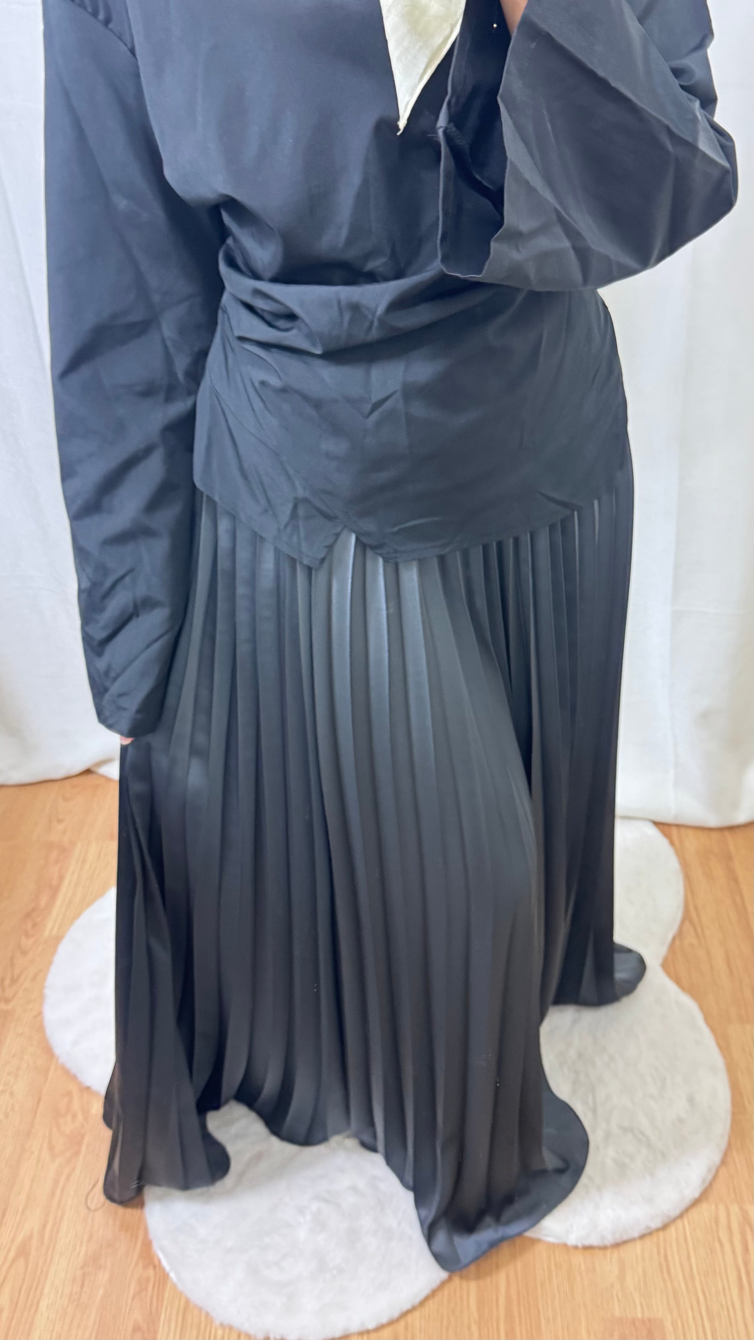JUPE PLISSÉE SATINÉE LAYAA - GRIS ANTHRACITE