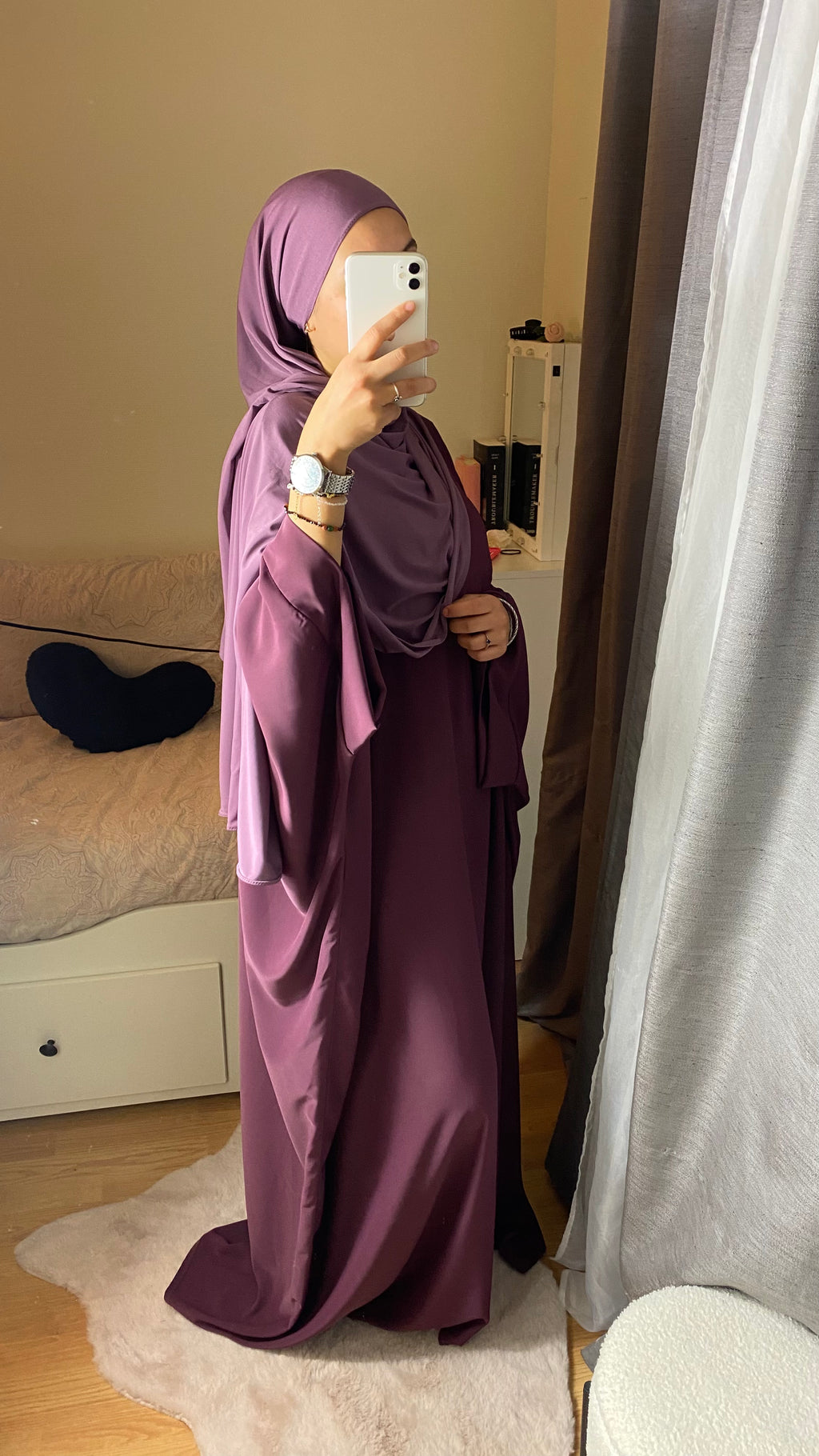 ABAYA SAOUDIENNE ELEGANCE - PRUNE