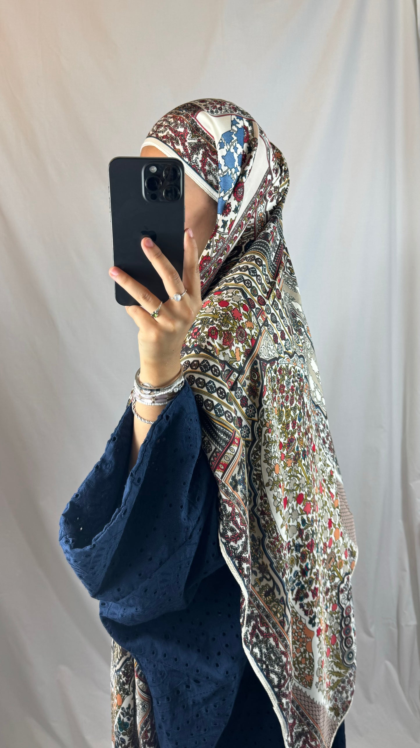 HIJAB RECTANGLE DE SOIE BLANC